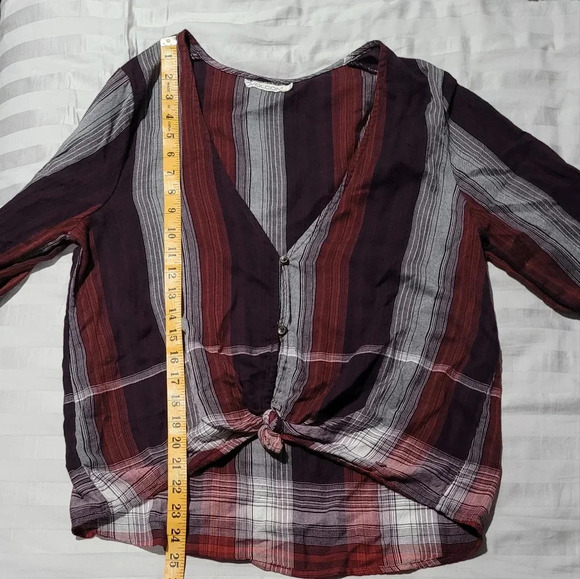 VOLCOM striped front tie blouse - Picture 3 of 6